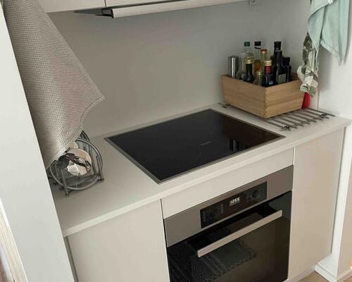 Fuldt møbleret lejlighed på Vesterbro – plug-n-play med alt inkluderet