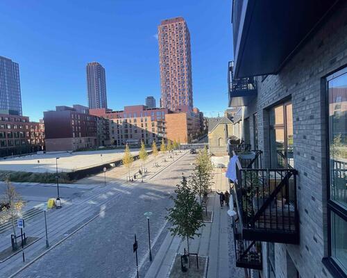 Fuldt møbleret lejlighed på Vesterbro – plug-n-play med alt inkluderet