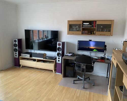 Lys rummelig lejlighed på 3. sal i centrum af Esbjerg 