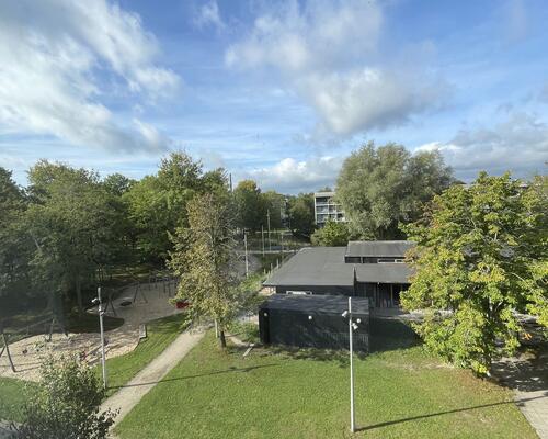 Stor delevnlig 4. værelses lejlighed