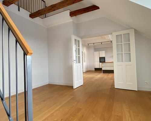 Skøn lys lejlighed ved Sankt Annæ Plads