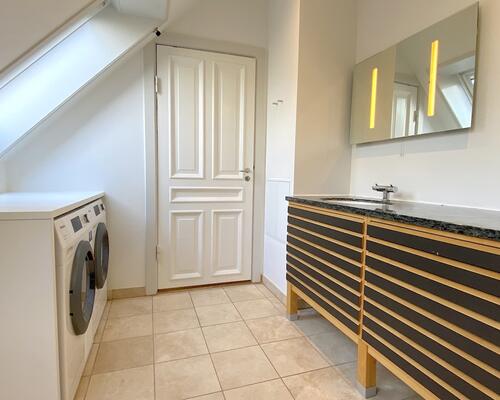 Skøn lys lejlighed ved Sankt Annæ Plads