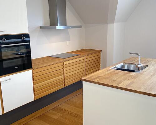 Skøn lys lejlighed ved Sankt Annæ Plads