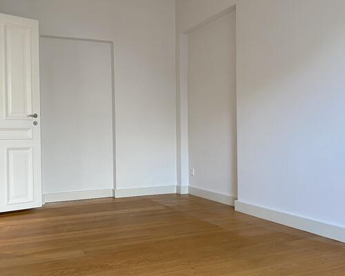 Skøn lys lejlighed ved Sankt Annæ Plads