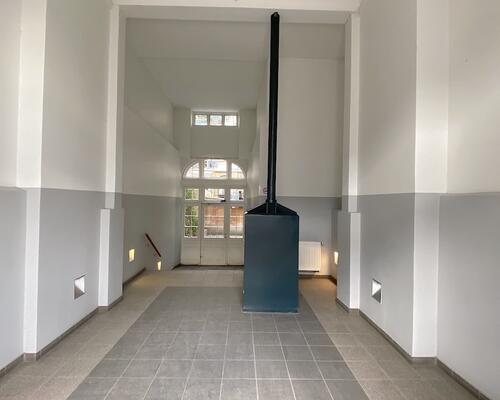 Skøn lys lejlighed ved Sankt Annæ Plads