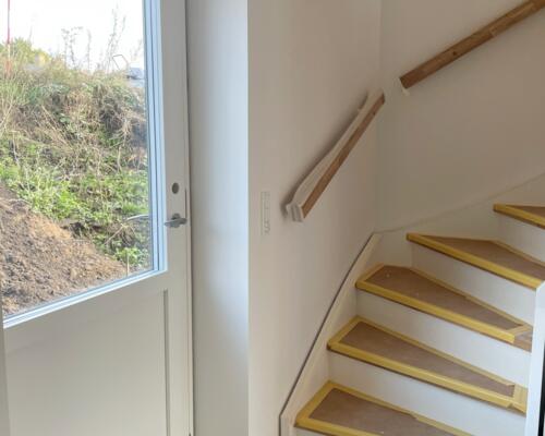 Nyopført rækkehus med terrasse, altan og udsigt over fjorden