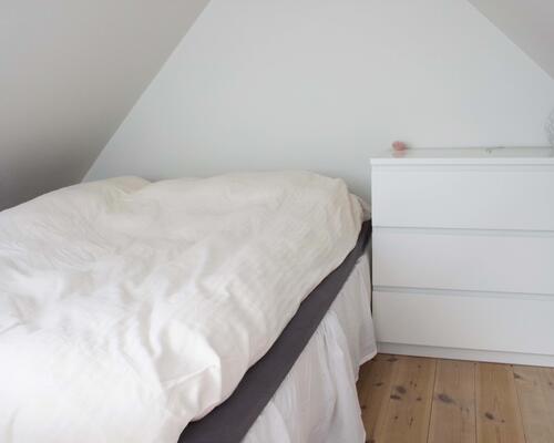 1 1/2 vær. med hems i Aalb. V