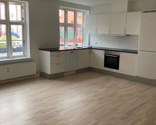 Flot nyere 3. værelses lejlighed