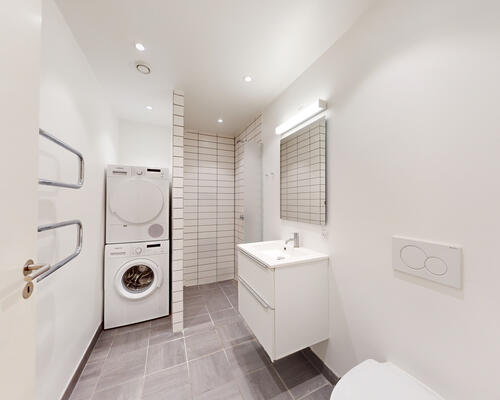 3-værelses bolig i 2 plan med altan!