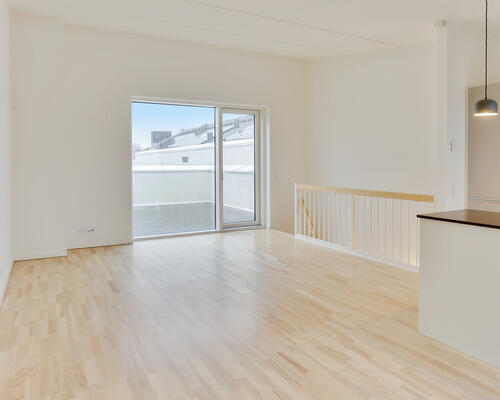 4-værelses bolig i 2 plan med egen tagterrasse!