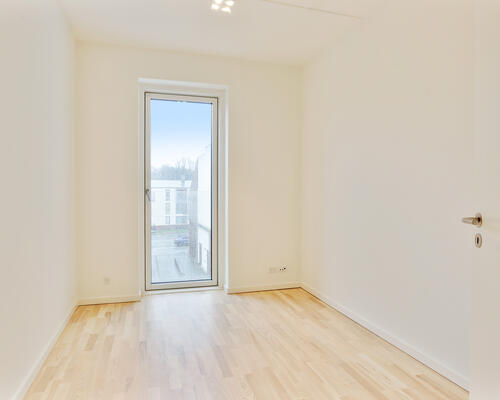 4-værelses bolig i 2 plan med egen tagterrasse!