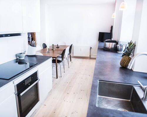 Moderne lejlighed på Bagerstræde