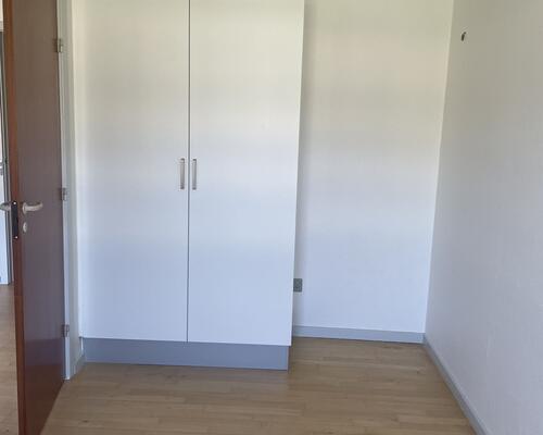 2-værelses 1. sals lejlighed er ledig på Heliosvænget, 5250 Odense SV.