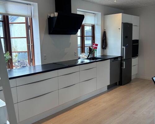 5 værelses med egen vestvendt have ☀️