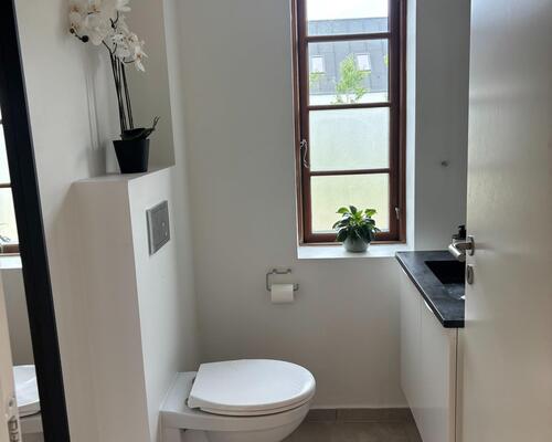 5 værelses med egen vestvendt have ☀️