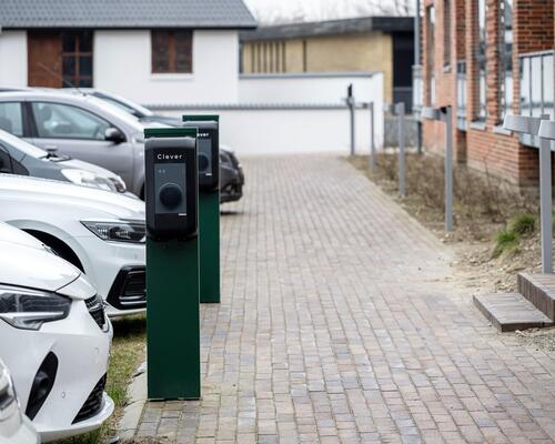 Flot og velindrettet stue-lejlighed med altan og lækre fællesarealer 😍<br>
