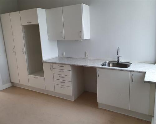 Herskabelig lejlighed centralt på Algade