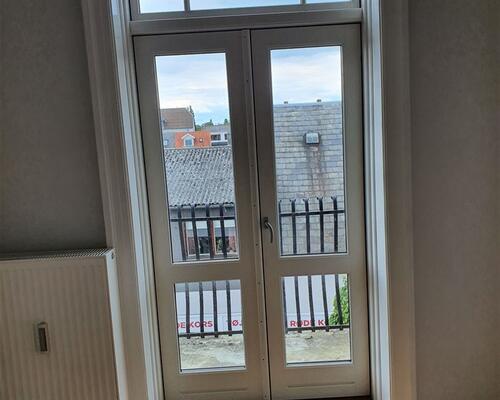 Herskabelig lejlighed centralt på Algade