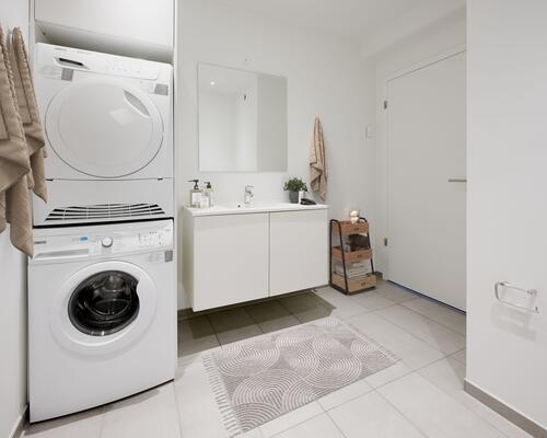 Skøn 4-værelses lejlighed med stor altan