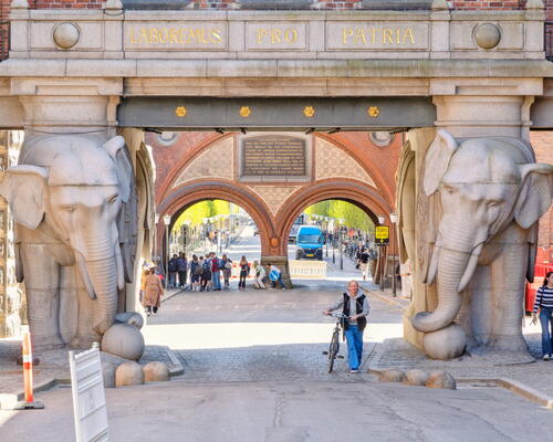 Eksklusiv Penthouse i Carlsberg Byen - stor privat tagterrasse