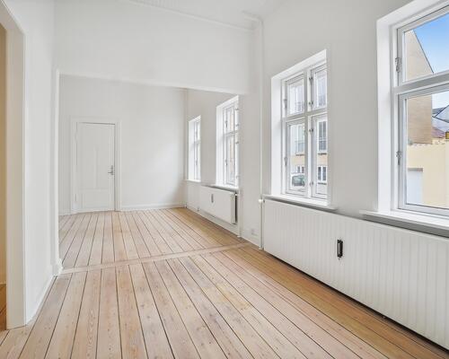 Charmerende og moderne 2-værelses lejlighed