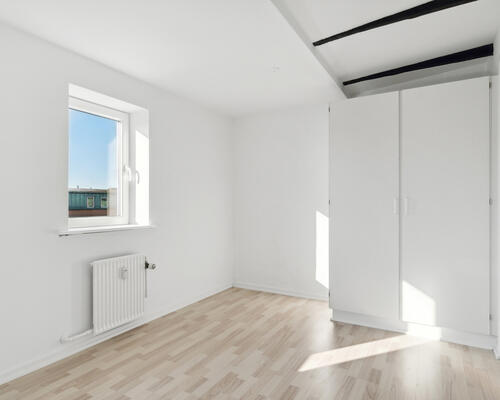 3 værelses lejlighed på 87 m² med mulighed for indretning af endnu et værelse.