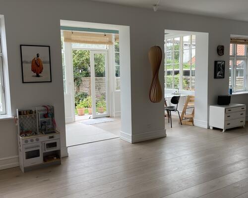 Flot villalejlighed med 3 soveværelser til udlejning i 3 mdr.