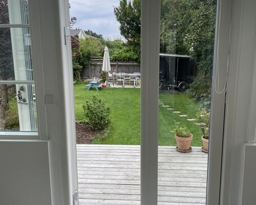 Flot villalejlighed med 3 soveværelser til udlejning i 3 mdr.