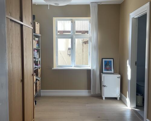 Flot villalejlighed med 3 soveværelser til udlejning i 3 mdr.