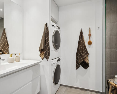 Skøn og lækker 4-værelses lejlighed med altan