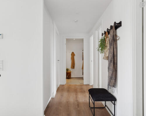 Skøn og lækker 4-værelses lejlighed med terrasse