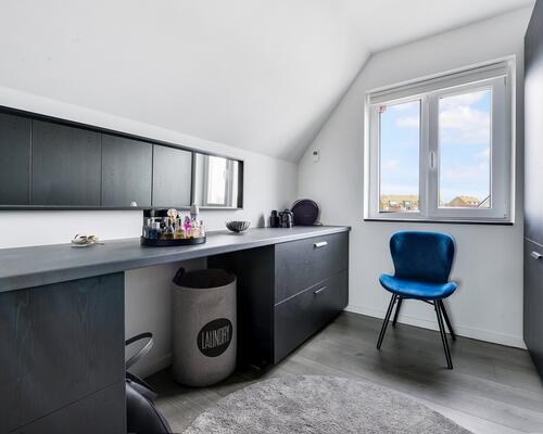 Flot nyistandsat villa på 162 etagemeter (115+47m2)