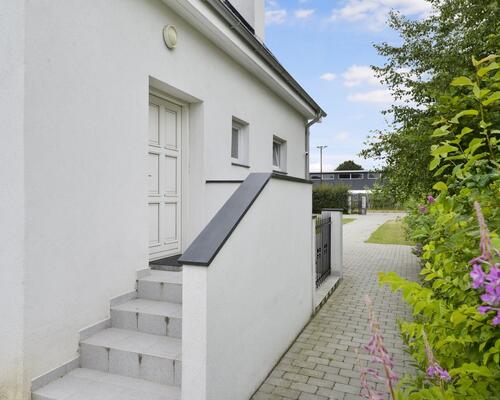 Flot nyistandsat villa på 162 etagemeter (115+47m2)