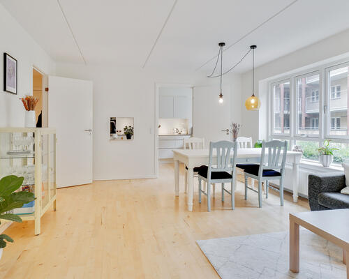 Renoveret 3 værelses lejlighed på 88 m²
