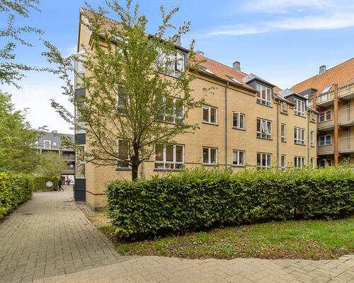 Renoveret 3 værelses lejlighed på 88 m²