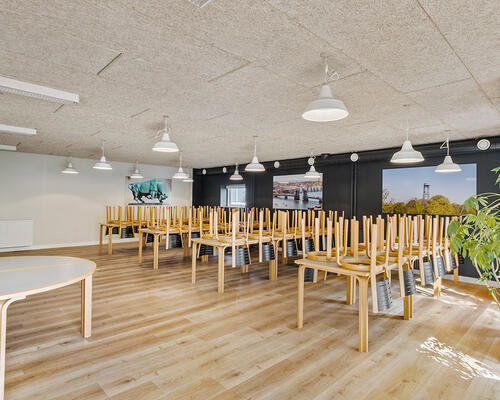 Renoveret 3 værelses lejlighed på 88 m²