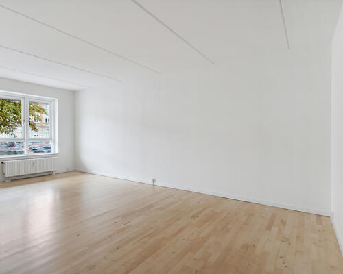 2 værelses renoveret lejlighed på 69 m²