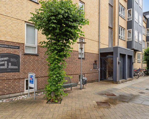 2 værelses renoveret lejlighed på 69 m²