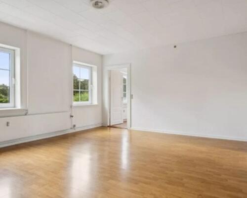 3 vær. lejlighed til leje i Gesten. 101m2