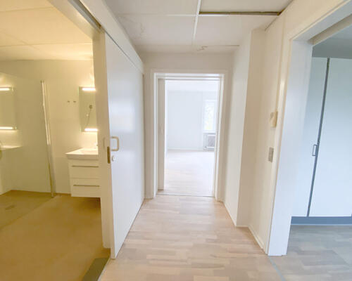 Rummelig 2-værelses lejlighed i Nørresundby