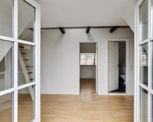 Hyggelig og charmerende lejlighed på udsigten