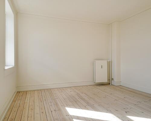 Charmerende og vel indrettet lejlighed!