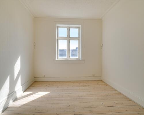 Charmerende og vel indrettet lejlighed!