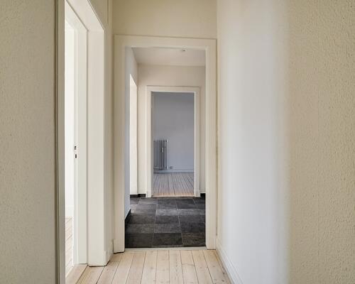 Charmerende og vel indrettet lejlighed!