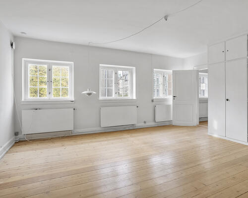 8 værelses hus i København K