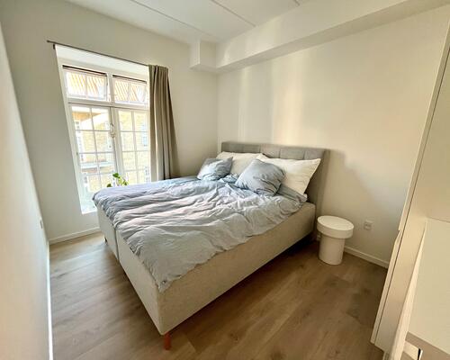 Utrolig lækker 3-værelses lejlighed LIGE ved gågaden