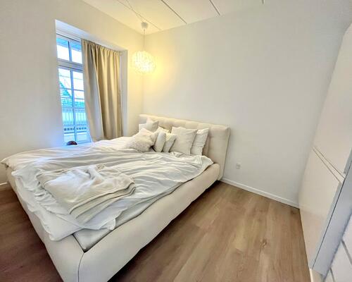 Utrolig lækker 3-værelses lejlighed LIGE ved gågaden