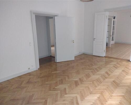 5 værelses lejlighed i Odense C