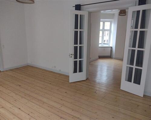 5 værelses lejlighed i Odense C