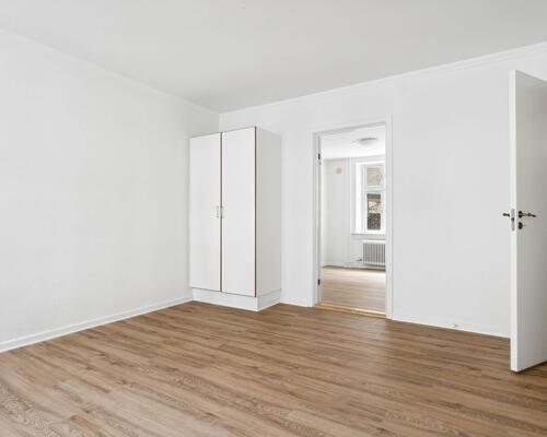 Central 2-værelses ved Aalborg Banegård med lyst køkken